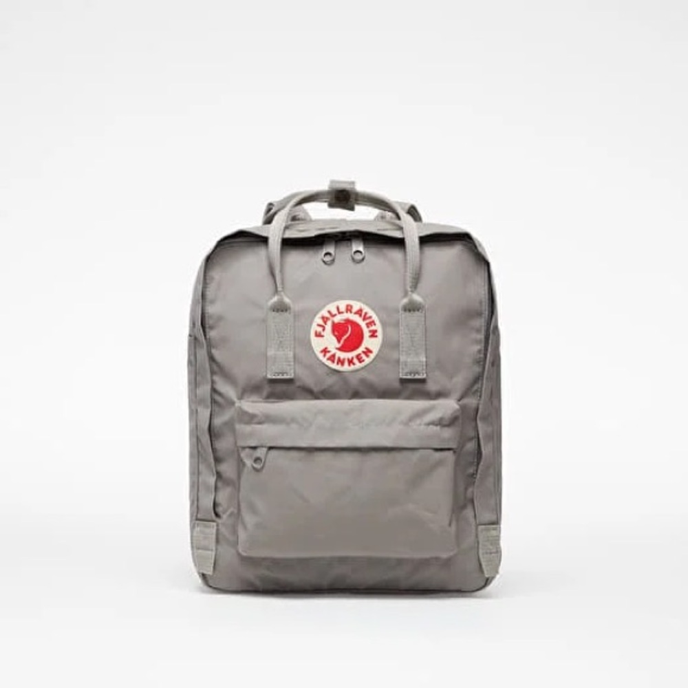 Fjällräven Kanken backpack in color “Fog”